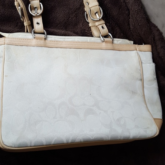 Coach Handbag - Picture 3 of 7